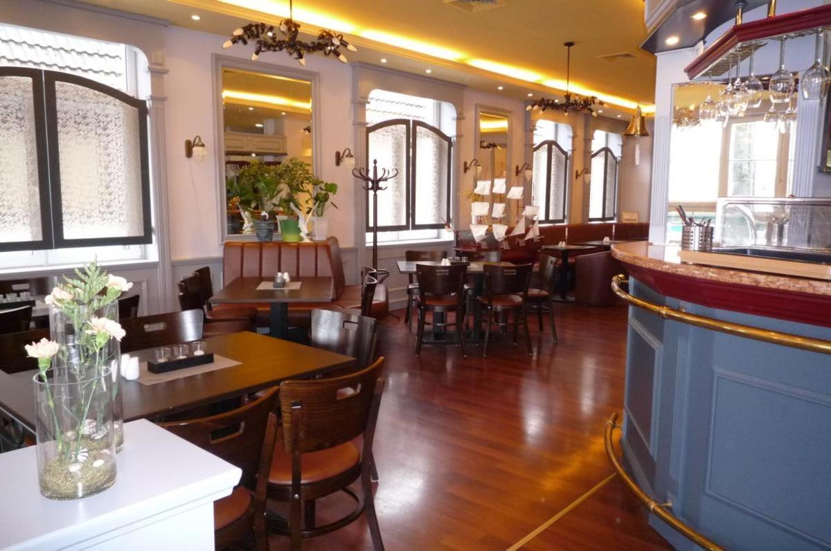 Doppelzimmer Brunch, Direkt Am Alten Strom Rostock Exteriör bild